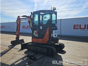 Mini excavator 2021 Hitachi ZX33U-6 CLR: picture 3