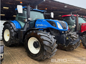 Farm tractor NEW HOLLAND T7