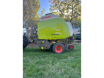 Round baler CLAAS