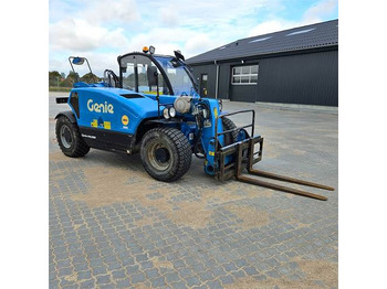 Telescopic handler GENIE