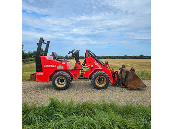 Skid steer loader