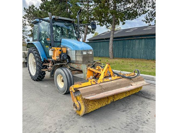 Farm tractor NEW HOLLAND TS