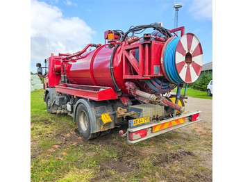 Vacuum truck SCANIA P