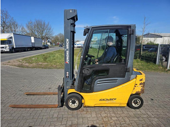 Electric forklift JUNGHEINRICH EFG
