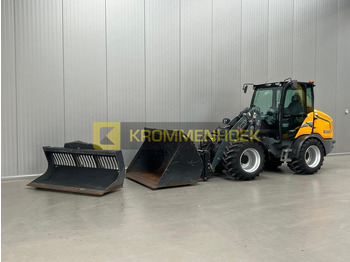 Wheel loader Giant G 5000: picture 3