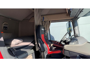 Tractor unit DAF XG 480