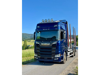 Timber truck SCANIA