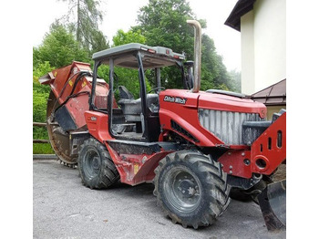 Trencher DITCH WITCH