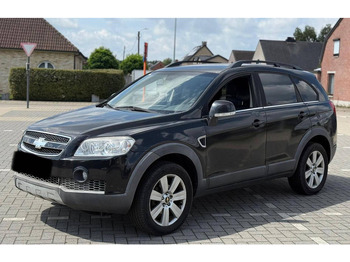 Saloon car CHEVROLET