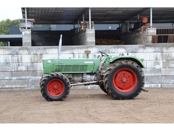 Farm tractor FENDT