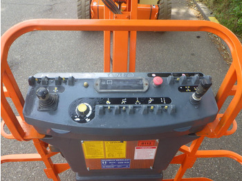 Telescopic boom JLG M450AJ: picture 5