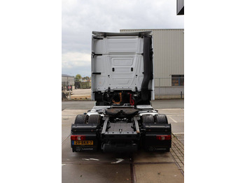Cab chassis truck Mercedes-Benz ACTROS: picture 5 Cab chassis truck Mercedes-Benz ACTROS: picture 5