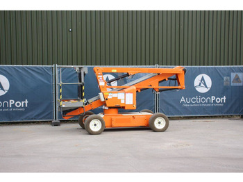 Articulated boom lift NIFTYLIFT