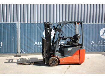 Electric forklift TOYOTA