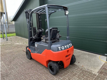 Electric forklift Toyota 8FBM28T: picture 3