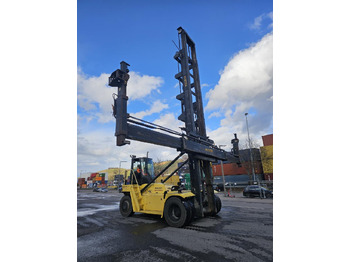 Container handler HYSTER