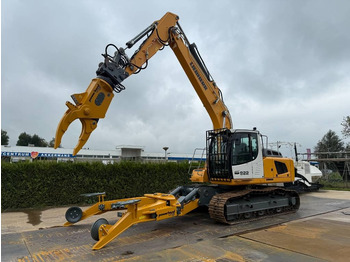 Demolition excavator LIEBHERR R 922