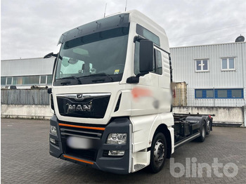 Container transporter/ Swap body truck MAN TGX 26.400