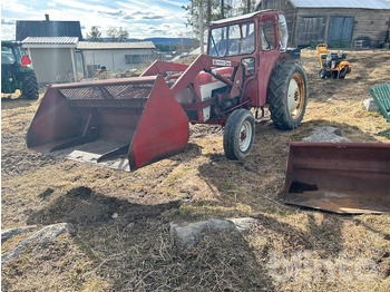 Farm tractor McCORMICK
