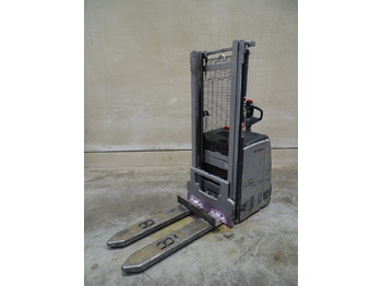 Stacker STILL