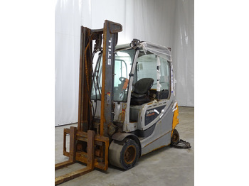 Electric forklift STILL RX60