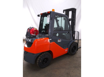 Forklift Toyota 02-8FGF30: picture 2