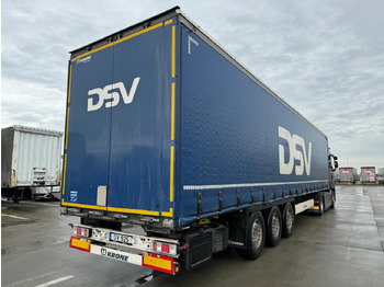 New Curtainsider semi-trailer Krone SD: picture 5