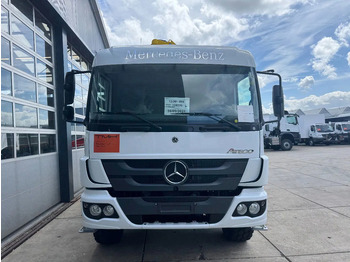 Leasing of Mercedes-Benz Atego Atego 1725 4x4 Flatbed with Hyva HB120 Crane Mercedes-Benz Atego Atego 1725 4x4 Flatbed with Hyva HB120 Crane: picture 2