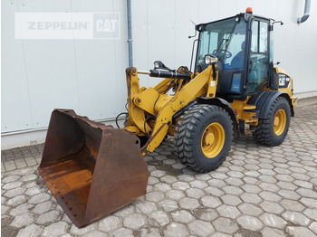 Wheel loader CATERPILLAR 908M