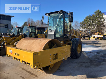 Compactor CATERPILLAR