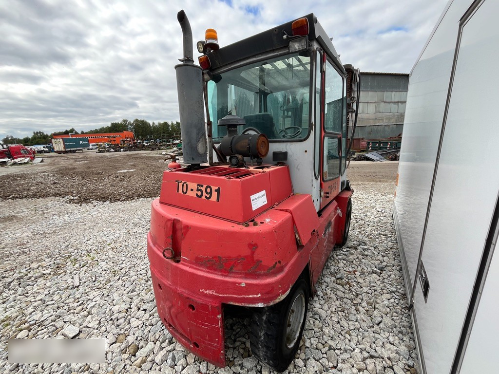2000 Kalmar DCD 55-6H tõstuk - Diesel forklift: picture 5 2000 Kalmar DCD 55-6H tõstuk - Diesel forklift: picture 5