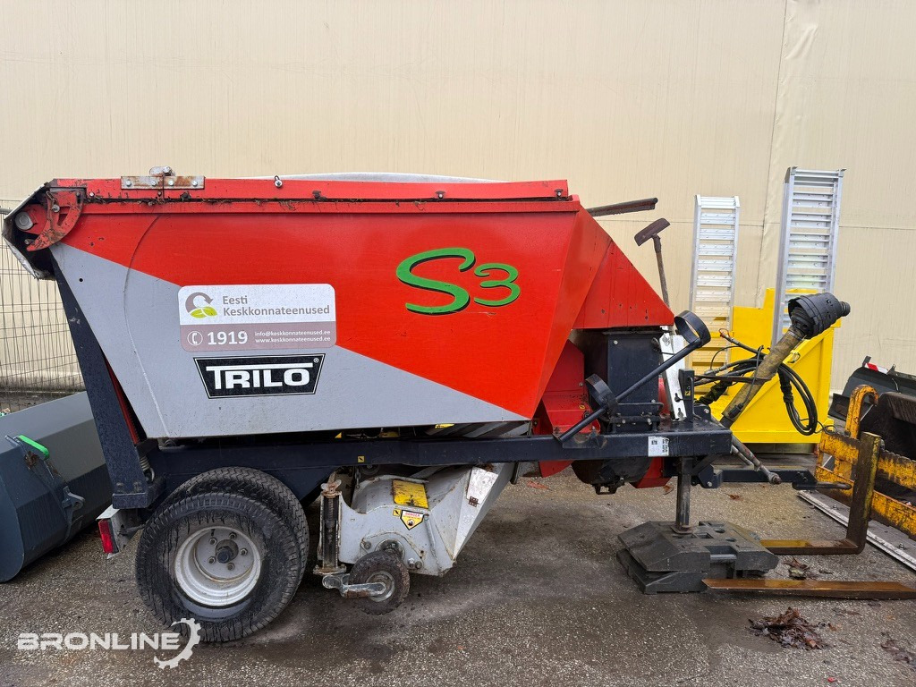 2013 Trilo S3 Vacuum Sweeper - Industrial vacuum cleaner: picture 3 2013 Trilo S3 Vacuum Sweeper - Industrial vacuum cleaner: picture 3