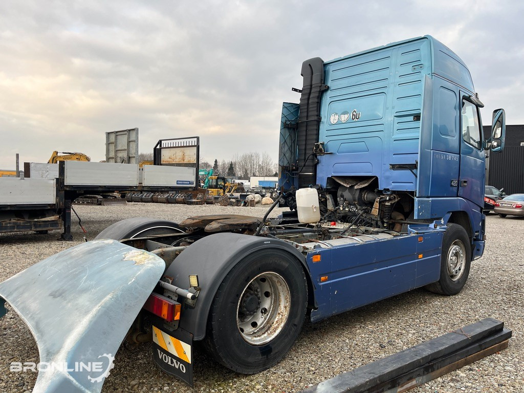 1997 Volvo FH12L 4x2 Tractor unit - Tractor unit: picture 4 1997 Volvo FH12L 4x2 Tractor unit - Tractor unit: picture 4