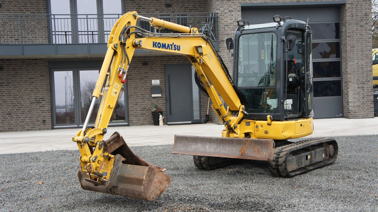 Komatsu PC35MR-3 PC35 Minibagger 3740 Kg - Mini excavator: picture 2 Komatsu PC35MR-3 PC35 Minibagger 3740 Kg - Mini excavator: picture 2