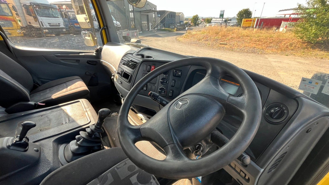 Hook lift truck Mercedes-Benz 1318 1218 Abrollkipper Mercedes-Benz 1318 1218 Abrollkipper: picture 7