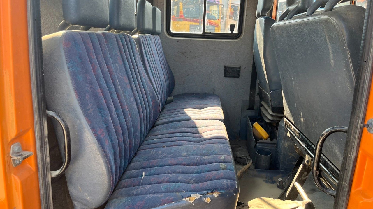 Mercedes-Benz 818 DK Kipper Dreiseitenkipper Meiller Doka Mercedes-Benz 818 DK Kipper Dreiseitenkipper Meiller Doka - Tipper van, Crew cab van: picture 4 Mercedes-Benz 818 DK Kipper Dreiseitenkipper Meiller Doka Mercedes-Benz 818 DK Kipper Dreiseitenkipper Meiller Doka - Tipper van, Crew cab van: picture 4