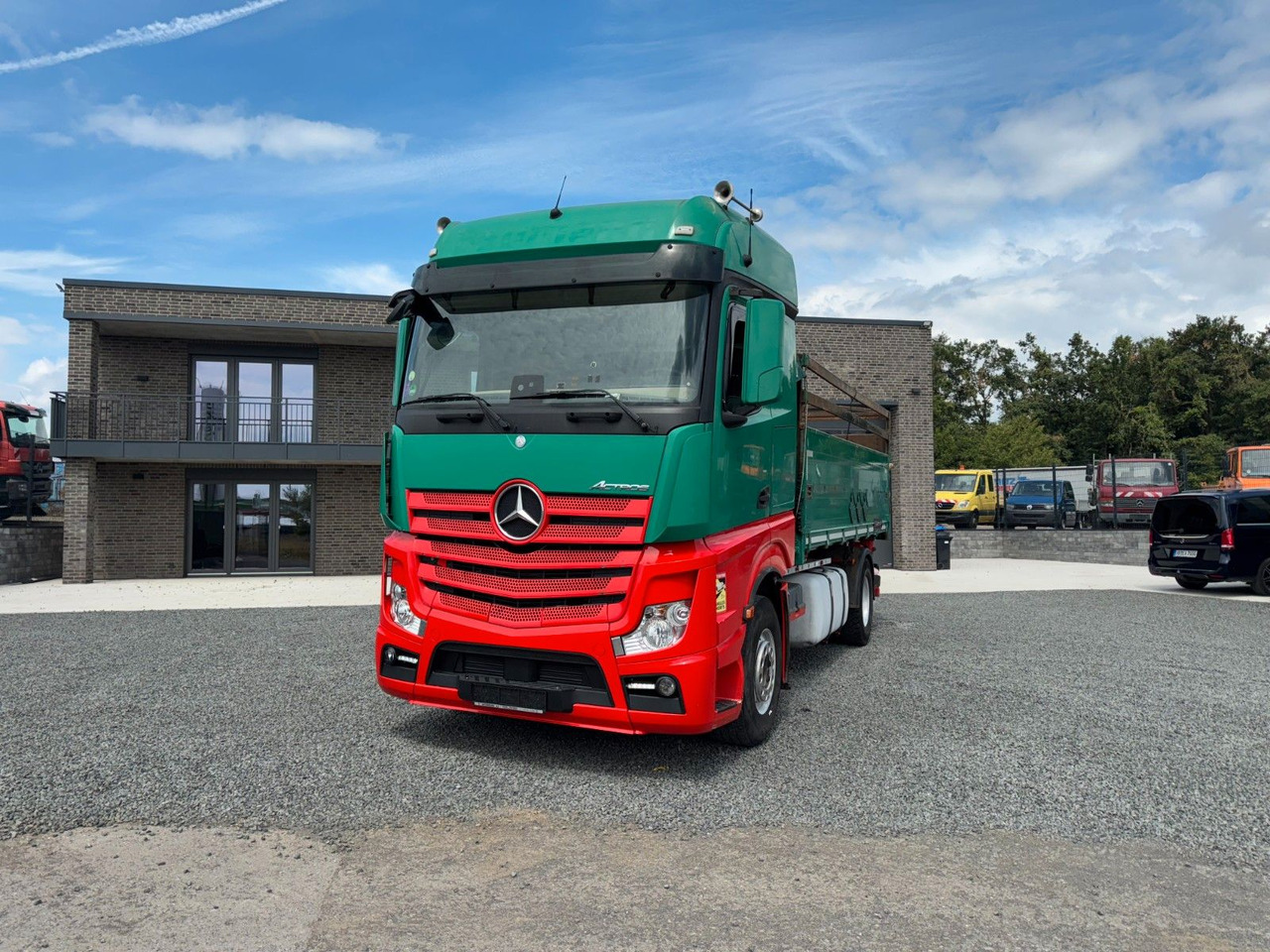 Mercedes-Benz Actros 1842 Kipper Dreiseitenkipper - Tipper: picture 4 Mercedes-Benz Actros 1842 Kipper Dreiseitenkipper - Tipper: picture 4