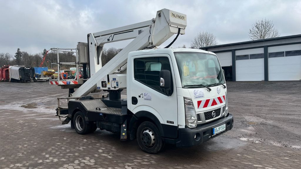 Nissan P200A-NC Steiger Hebebühne Hubarbeitsbühne 17M - Truck mounted aerial platform, Commercial vehicle: picture 3 Nissan P200A-NC Steiger Hebebühne Hubarbeitsbühne 17M - Truck mounted aerial platform, Commercial vehicle: picture 3