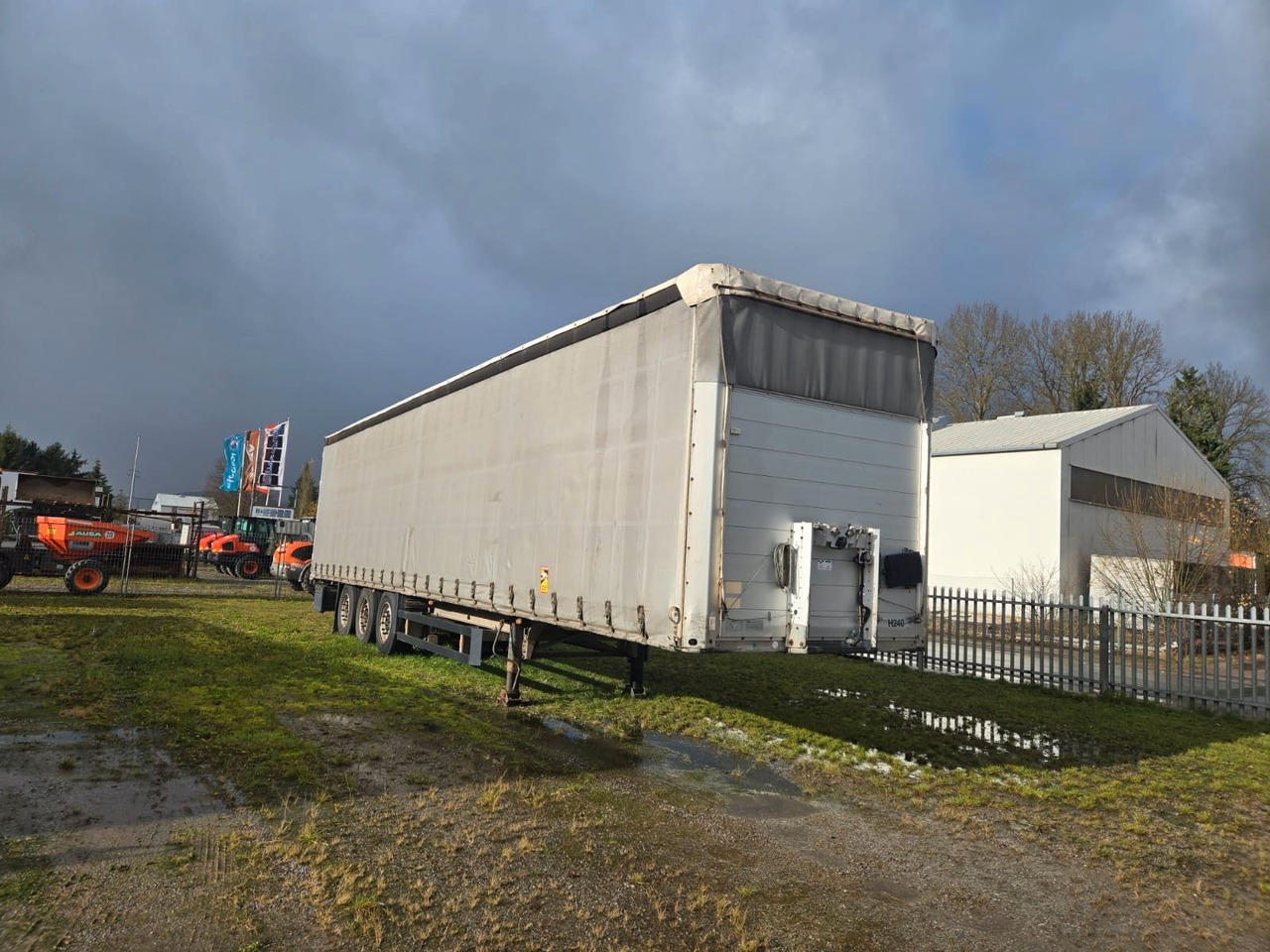 Schmitz Cargobull SCS 24/L - 13.62 EB Pritsche + Plane - Curtainsider semi-trailer: picture 1 Schmitz Cargobull SCS 24/L - 13.62 EB Pritsche + Plane - Curtainsider semi-trailer: picture 1