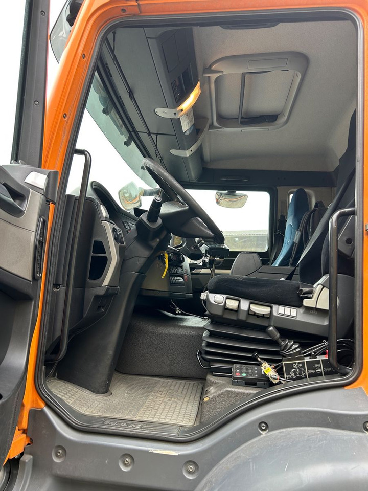 Tipper, Crane truck MAN TGS 33.400 6x4 Kipper Palfinger 22002: picture 11 Tipper, Crane truck MAN TGS 33.400 6x4 Kipper Palfinger 22002: picture 11
