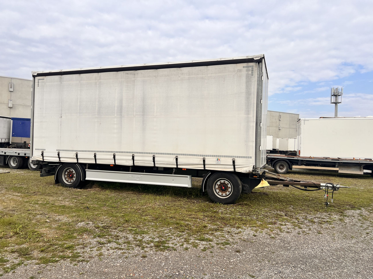 Fliegl ZPS180 2 Achs Jumbo- Planen, Mega, durchladbar - Curtainsider trailer: picture 5 Fliegl ZPS180 2 Achs Jumbo- Planen, Mega, durchladbar - Curtainsider trailer: picture 5