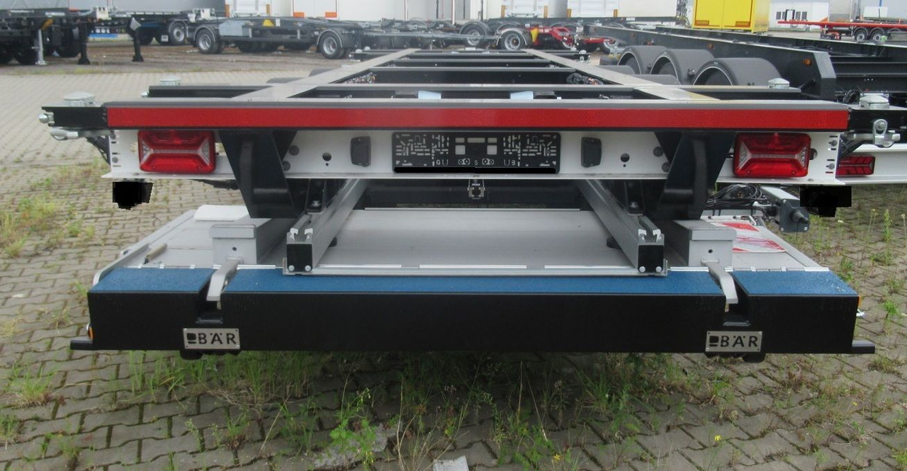 Möslein BDF Tandem- BDF- Wechselanhänger mit Ladebordwand - Container transporter/ Swap body trailer: picture 2 Möslein BDF Tandem- BDF- Wechselanhänger mit Ladebordwand - Container transporter/ Swap body trailer: picture 2