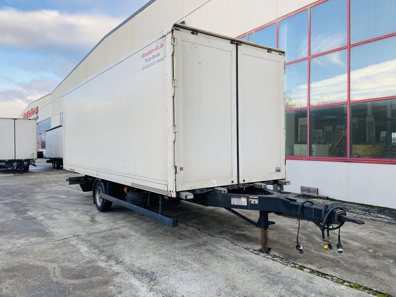 Möslein EK 1- D 7,3 1 Achs Kofferanhänger - Closed box trailer: picture 3 Möslein EK 1- D 7,3 1 Achs Kofferanhänger - Closed box trailer: picture 3
