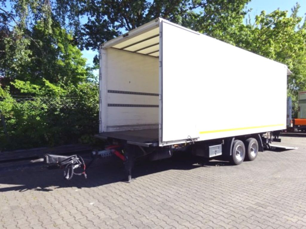 Möslein TKO 105 Schwebheim Tandemkoffer, Ladebordwand + Durchladbar - Closed box trailer: picture 3 Möslein TKO 105 Schwebheim Tandemkoffer, Ladebordwand + Durchladbar - Closed box trailer: picture 3