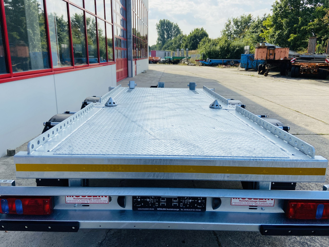 Leasing of Möslein TMH 2  14 t Tandem- Absetzmuldenanhänger,geschlossenen BodenNeufahrzeug Möslein TMH 2  14 t Tandem- Absetzmuldenanhänger,geschlossenen BodenNeufahrzeug: picture 10