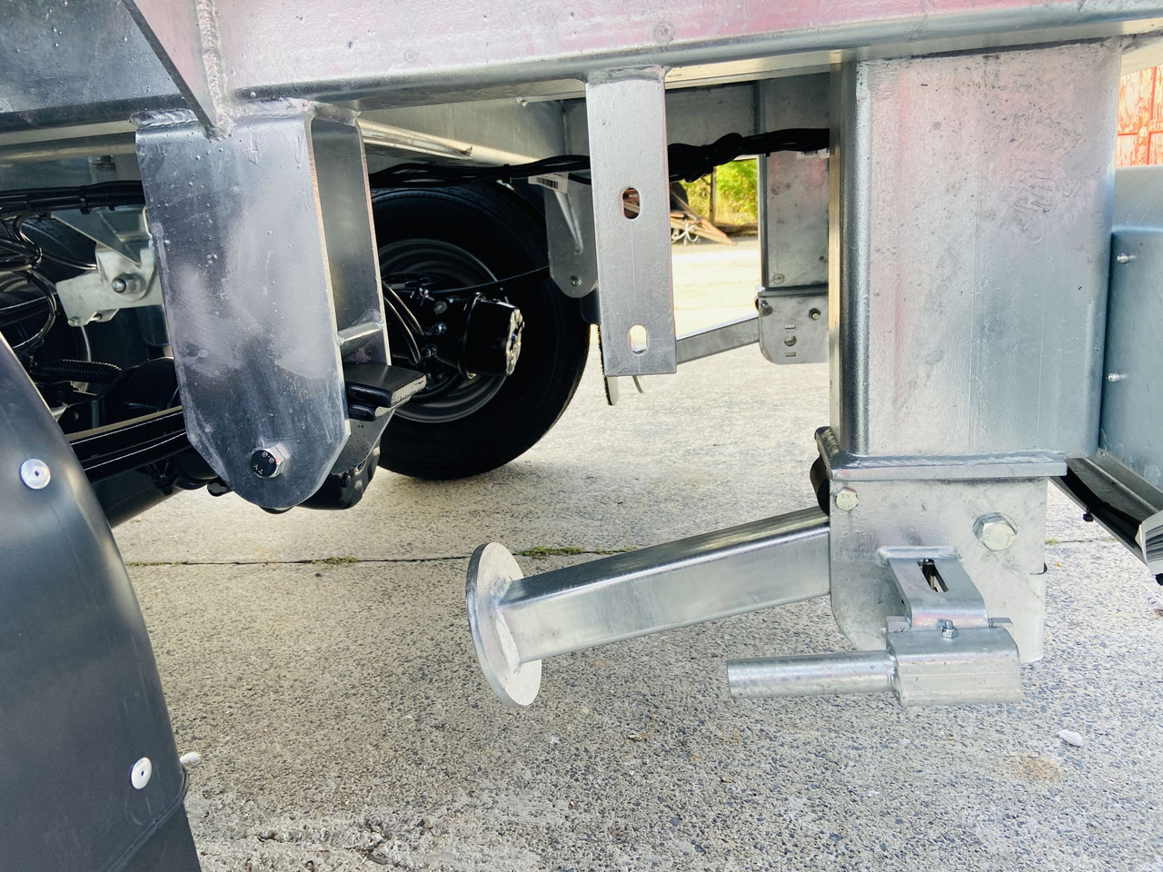 Leasing of Möslein TMH 2  14 t Tandem- Absetzmuldenanhänger,geschlossenen BodenNeufahrzeug Möslein TMH 2  14 t Tandem- Absetzmuldenanhänger,geschlossenen BodenNeufahrzeug: picture 7