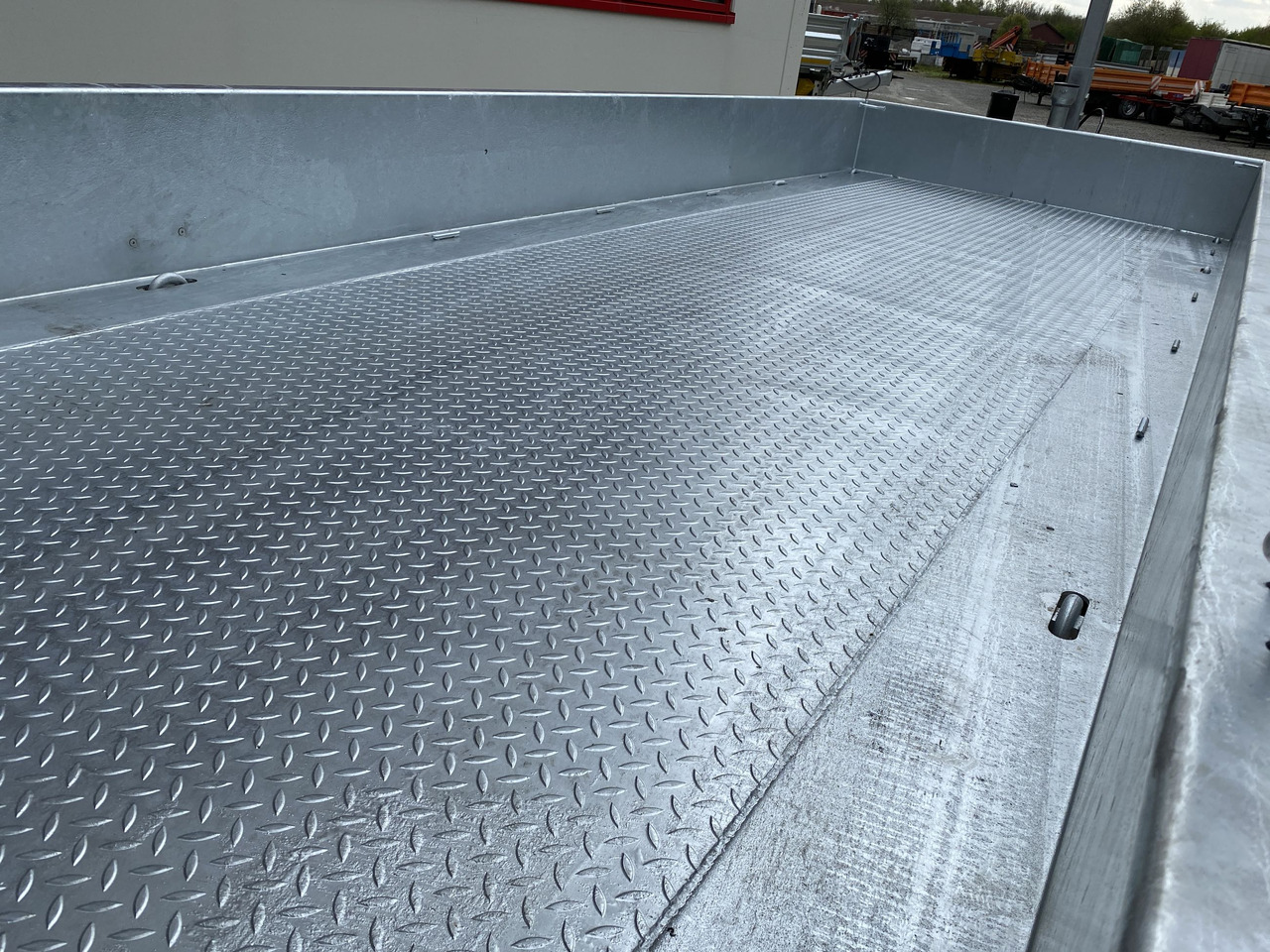 Möslein TT 11-E6x2 hydr. Rampen Tieflader für Fräsen breiten hydraulischen Rampen, Neu - Low loader trailer: picture 3 Möslein TT 11-E6x2 hydr. Rampen Tieflader für Fräsen breiten hydraulischen Rampen, Neu - Low loader trailer: picture 3