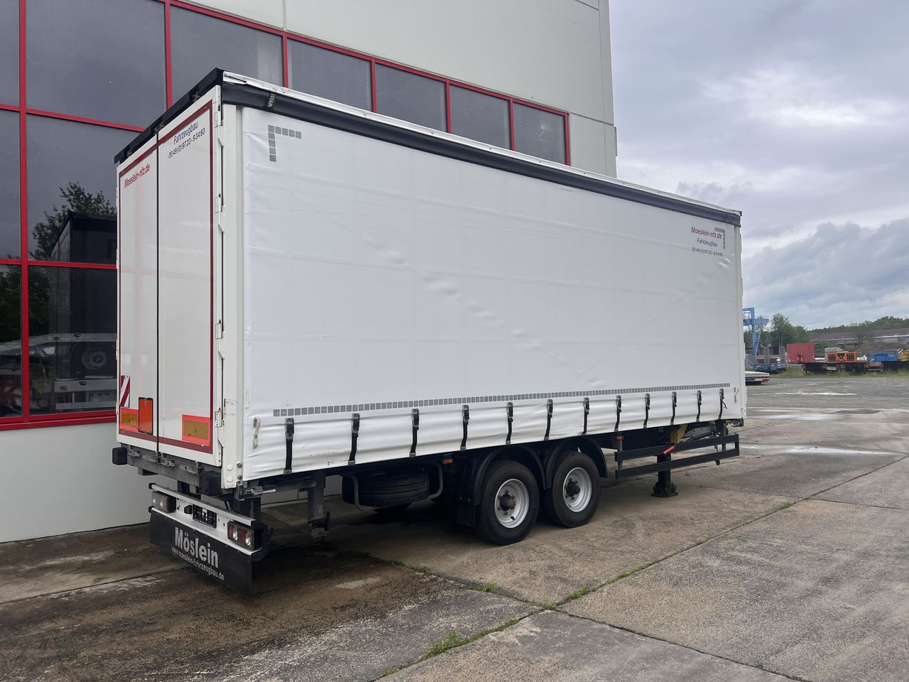 Möslein Tandemplanen Anhänger, Durchladbar - Curtain side truck: picture 2 Möslein Tandemplanen Anhänger, Durchladbar - Curtain side truck: picture 2