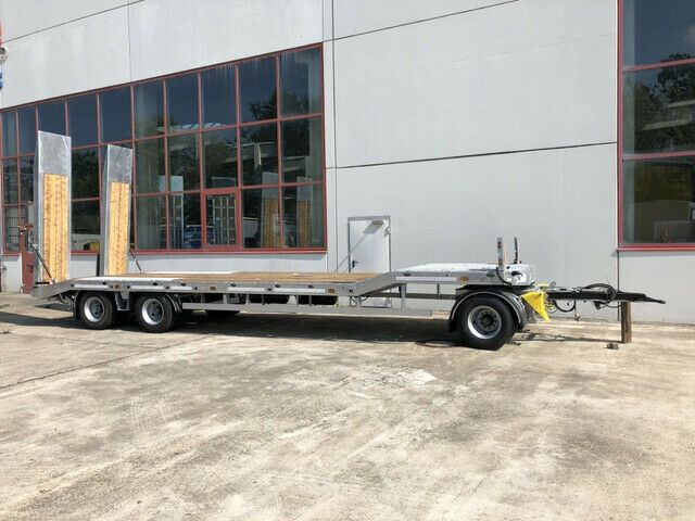 Möslein neuer 3 Achs Tieflader- Anhänger - Low loader trailer: picture 4 Möslein neuer 3 Achs Tieflader- Anhänger - Low loader trailer: picture 4
