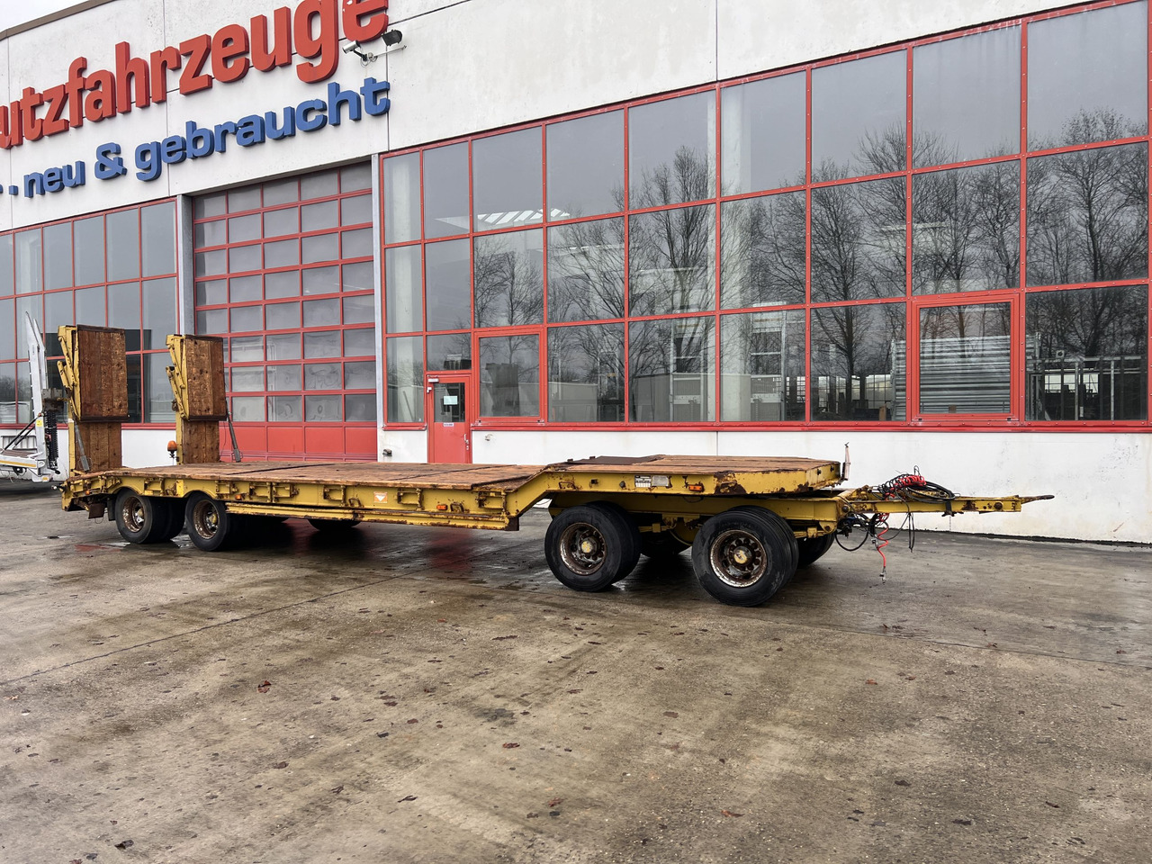 Müller Mitteltal T4 PROFI 40,0 4 Achs Tiefladeranhänger - Low loader trailer: picture 4 Müller Mitteltal T4 PROFI 40,0 4 Achs Tiefladeranhänger - Low loader trailer: picture 4